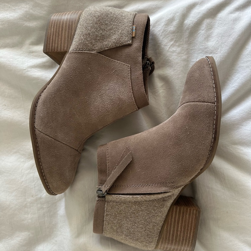 Toms Lauren Bootie - Women’s